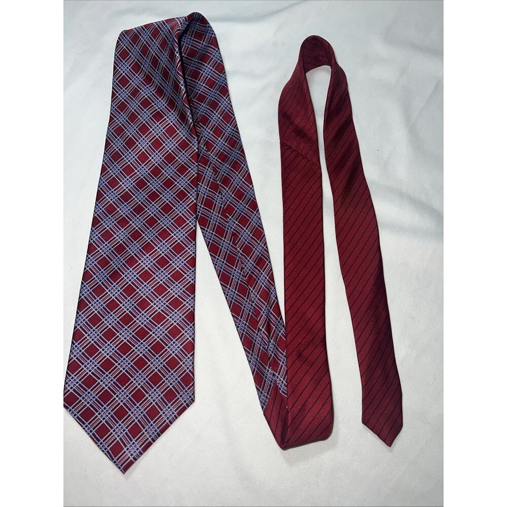 Vintage:‎ Tommy Hilfiger Mens Tie, Red White Check Pattern, Classic 2 Tone